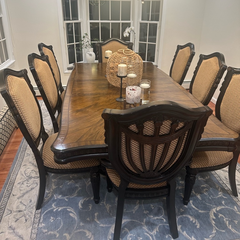 8 dining room chairs